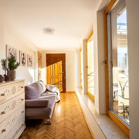 Prestige Krupowki 36/9 Appartement